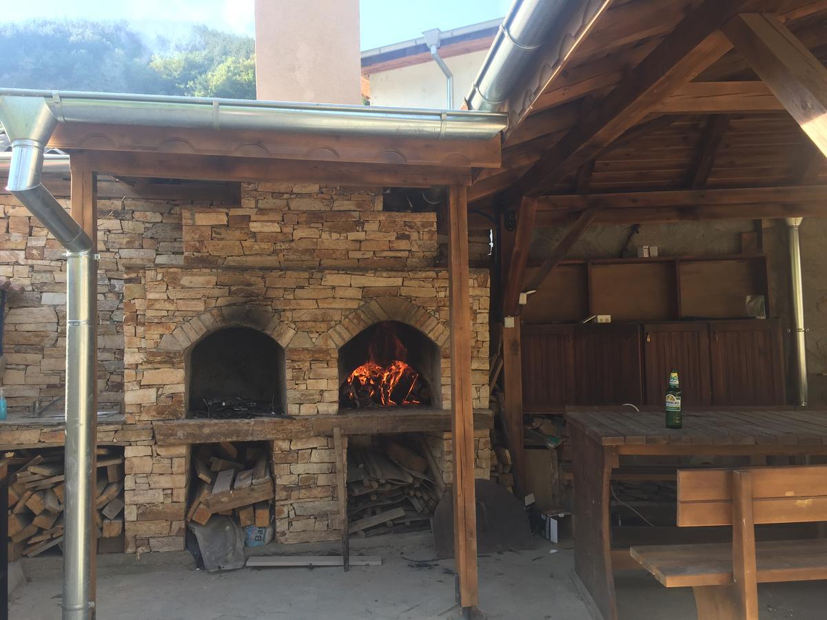 Elenite Guesthouse Gotse Deltjev Exteriör bild