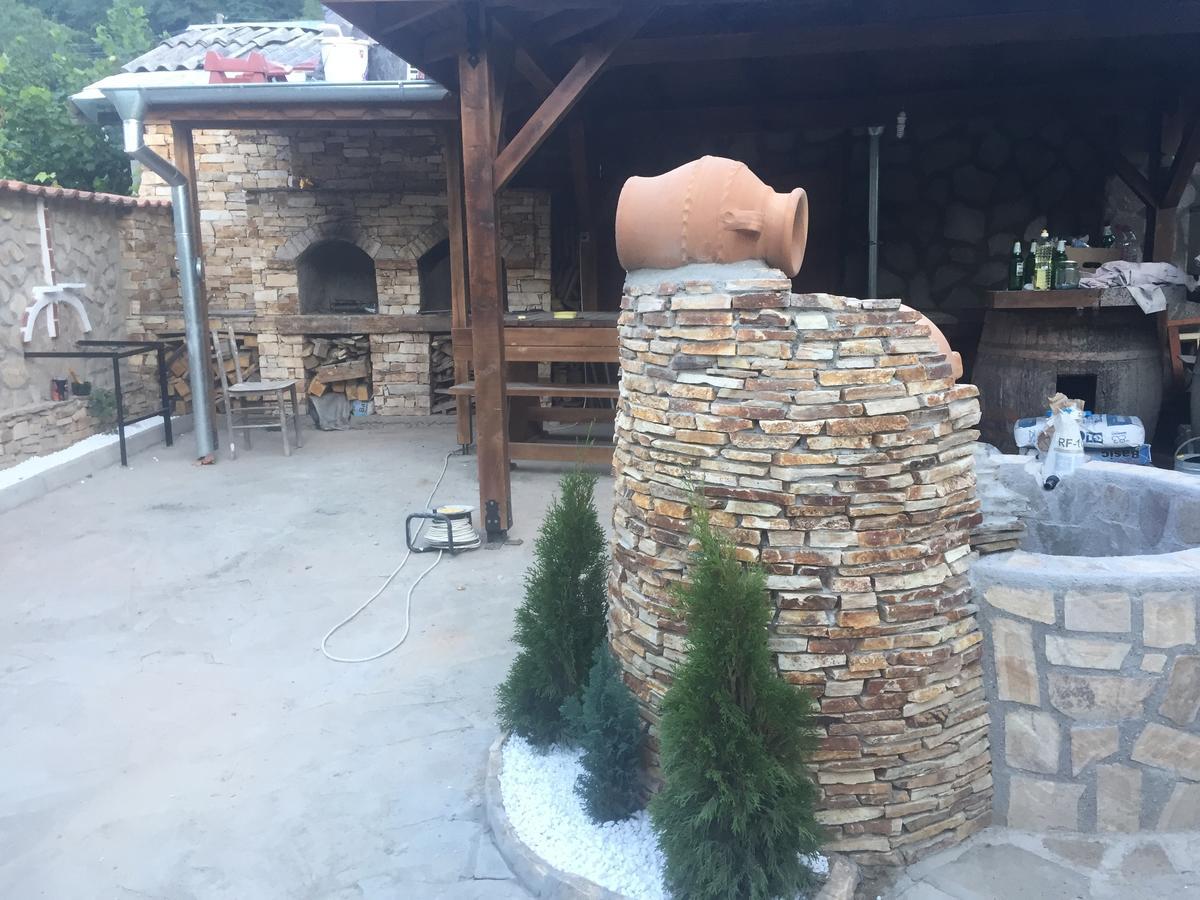 Elenite Guesthouse Gotse Deltjev Exteriör bild